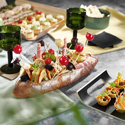 Buffets & Cocktails