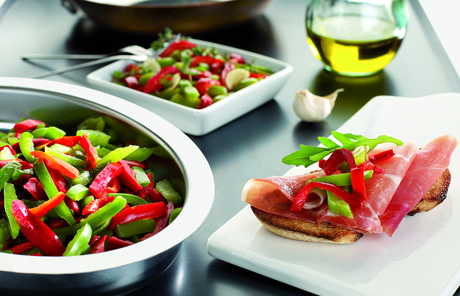 115070-poivrons-en-lanieres-rouges-et-verts-2-5-kg