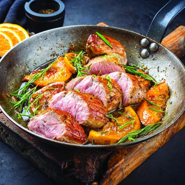 Filet mignon miel–orange au gingembre, patate douce à l’érable