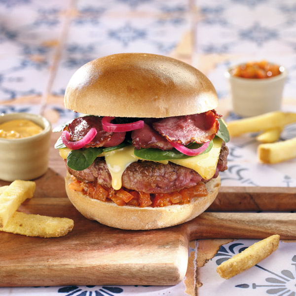 Burger aux saveurs fumées