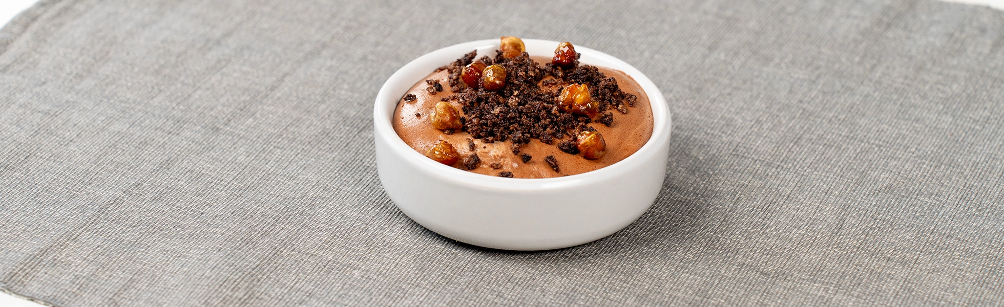 Mousse au chocolat aquafaba et pois chiches caramélisés