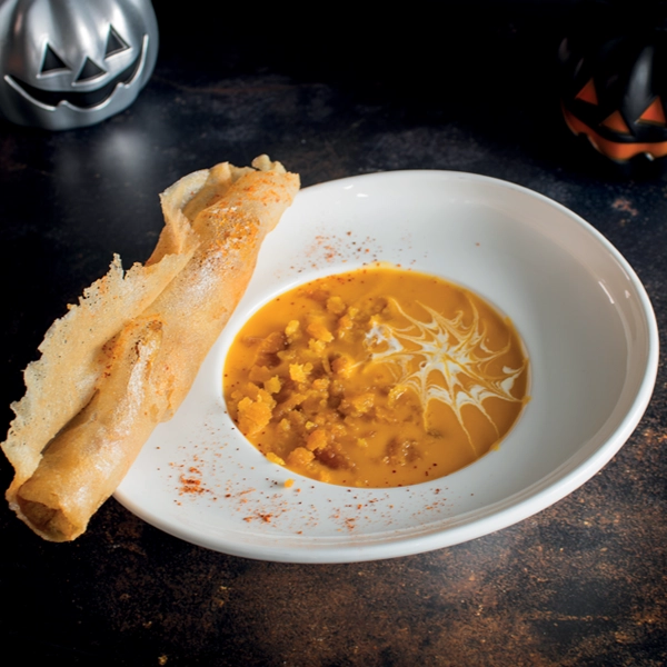 Recette Halloween - Velouté de butternut et dés de feta