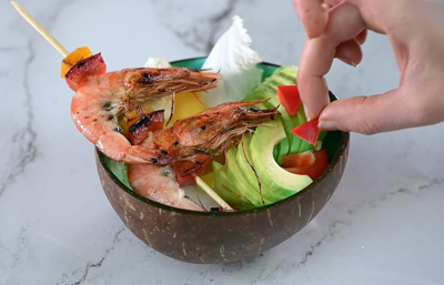 Dressage salade gambas avocat