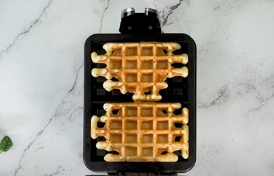 préparation pain burger gaufre