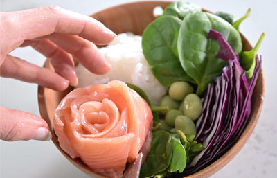 préparation poke bowl