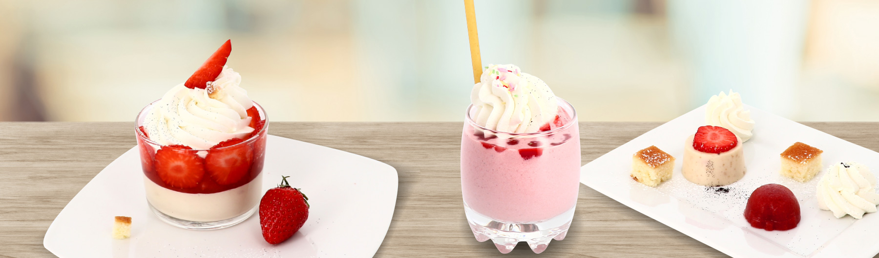 Verrine comme un fraisier en trois textures